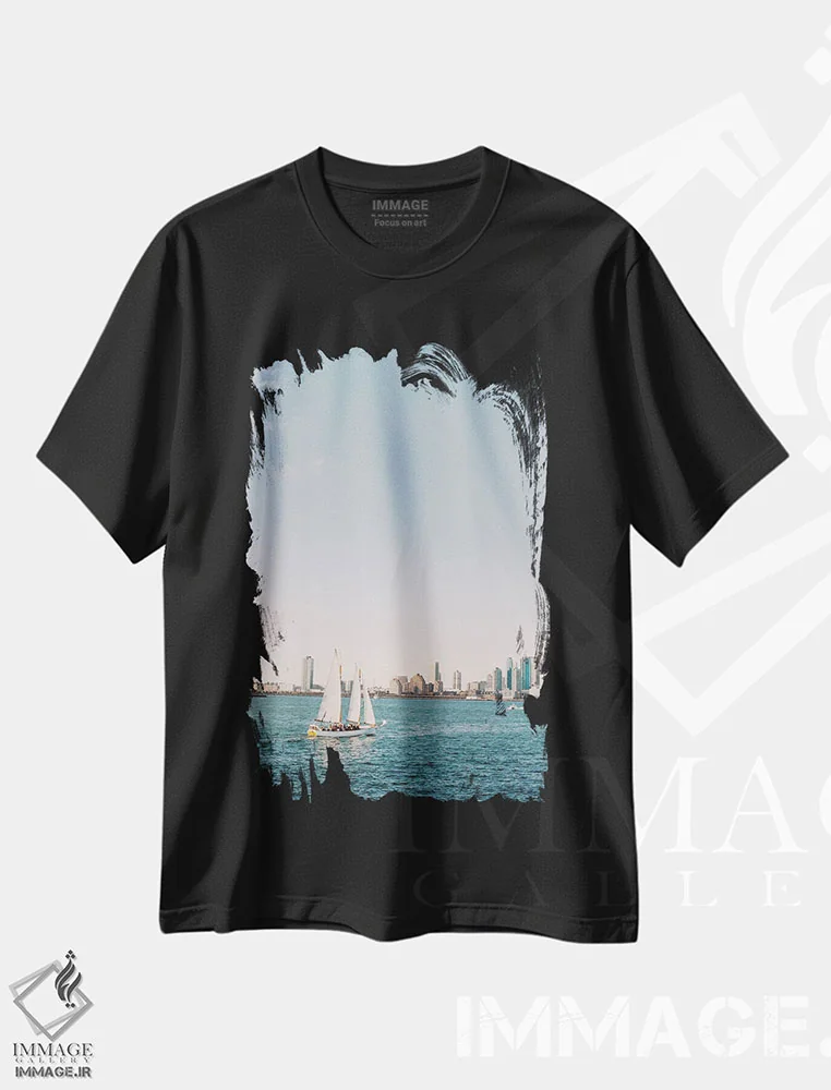 تیشرت مشکی طرح دار شناور بر روی رودخانه هادسون، مدیوم اثر جاستین میلتون | immage.ir