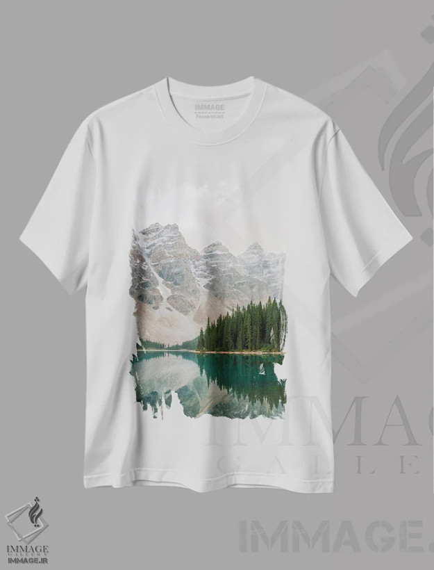تیشرت سفید طرح دار بازتاب دریاچه فیروزه ای، مدیوم اثر جاستین میلتون | فروشگاه ایماژ