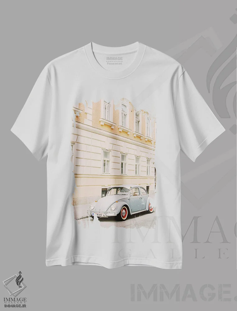 تیشرت سفید طرح دار رویاهای اروپایی، مدیوم اثر جاستین میلتون | immage.ir