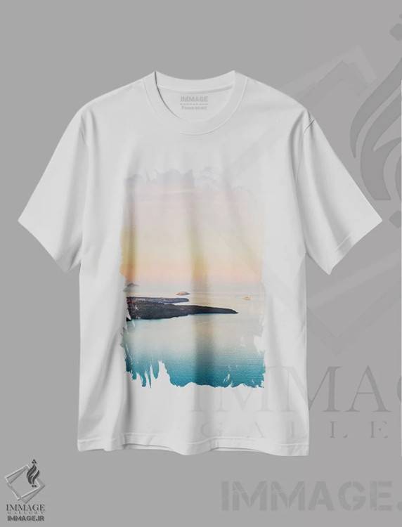 تیشرت سفید طرح دار غروب کالدرای سانتورینی، مدیوم اثر جاستین میلتون | فروشگاه ایماژ
