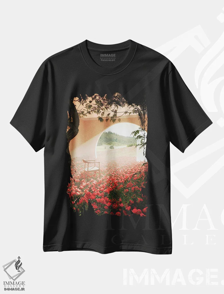 تیشرت مشکی طرح دار اتاق بهاری، عکاسی ترکیبی اثر جیمز ترالی | immage.ir