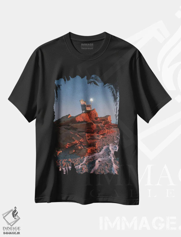 تیشرت مشکی طرح دار جای مخفی، عکاسی ترکیبی اثر جیمز ترالی | فروشگاه ایماژ