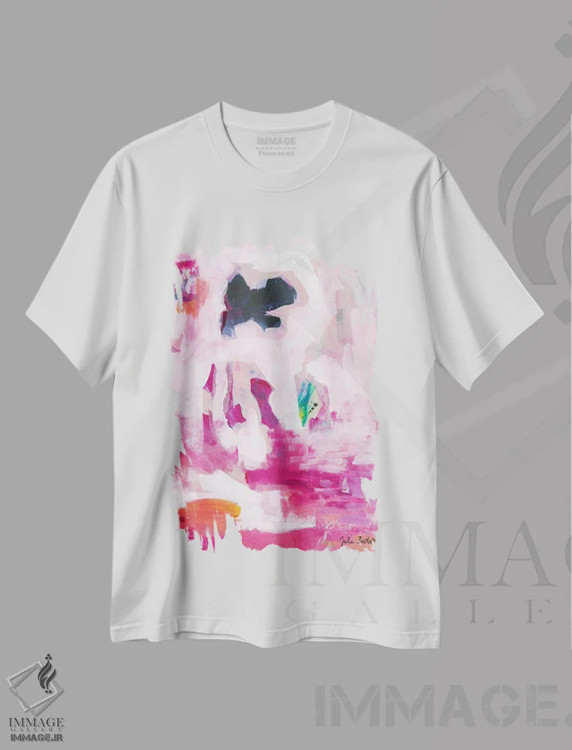 تیشرت سفید طرح دار پسر عاشق پیشه اثر جولیا بادو | immage.ir
