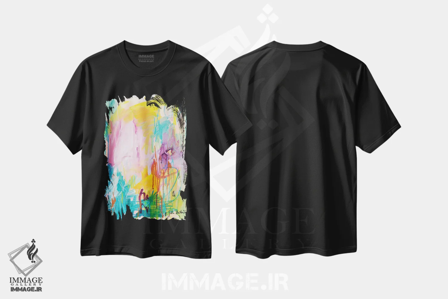 تیشرت مشکی طرح دار به درون رفتن اثر جولیا بادو | فروشگاه ایماژ