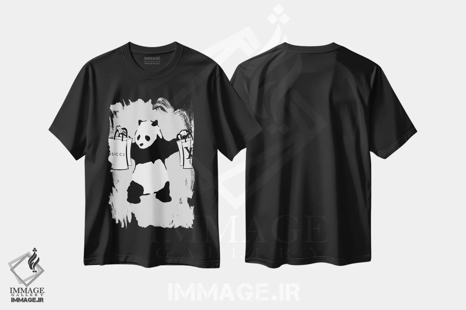تیشرت مشکی طرح دار پاندای مسلح با گوچی و لویی ویتون، هنر دیجیتال سیاه و سفید اثر جولی شریبر | فروشگاه ایماژ