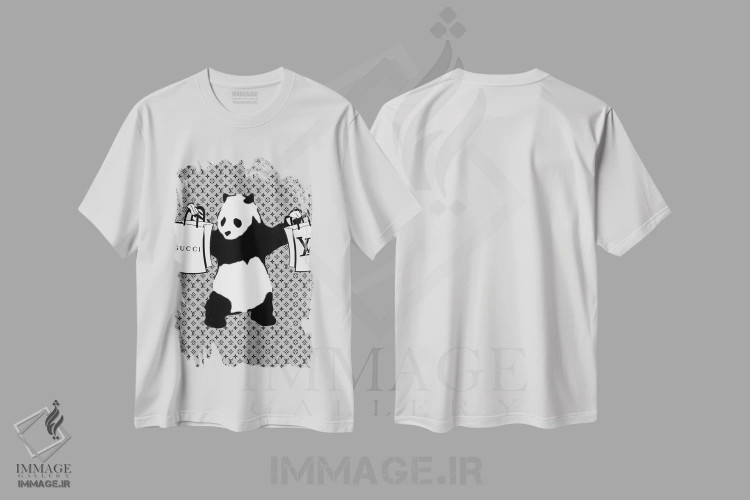تیشرت سفید طرح دار پاندای مسلح با کیف خرید طرح گل قدیمی، هنر دیجیتال سیاه و سفید اثر جولی شریبر | فروشگاه ایماژ