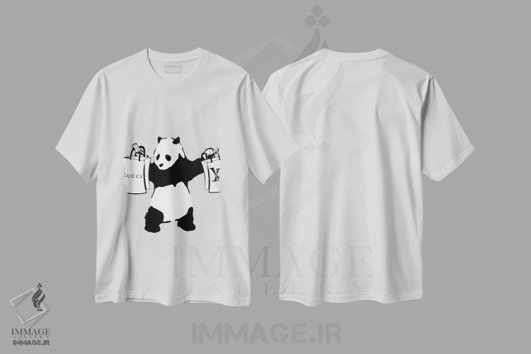 تیشرت سفید طرح دار پاندای مسلح با گوچی و لویی ویتون، هنر دیجیتال سیاه و سفید اثر جولی شریبر | immage.ir