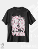 تیشرت مشکی طرح دار لوگوی "زندگی گوچی است"، هنر دیجیتال اثر جولی شریبر | immage.ir