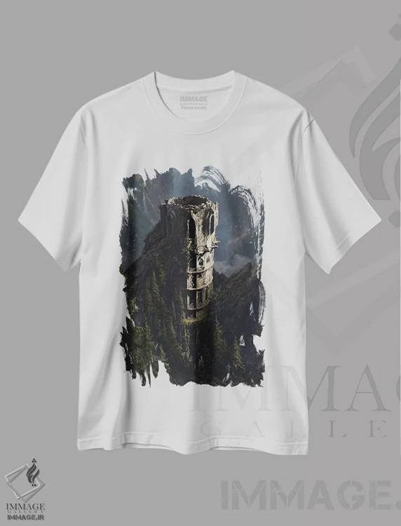 تیشرت سفید طرح دار نور روز بر دیوارها می خزد، هنر دیجیتال اثر جولیان باور | immage.ir