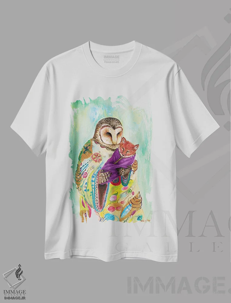 تیشرت سفید طرح دار جغد مادر، هنر عامیانه اثر جانا واشتی | immage.ir