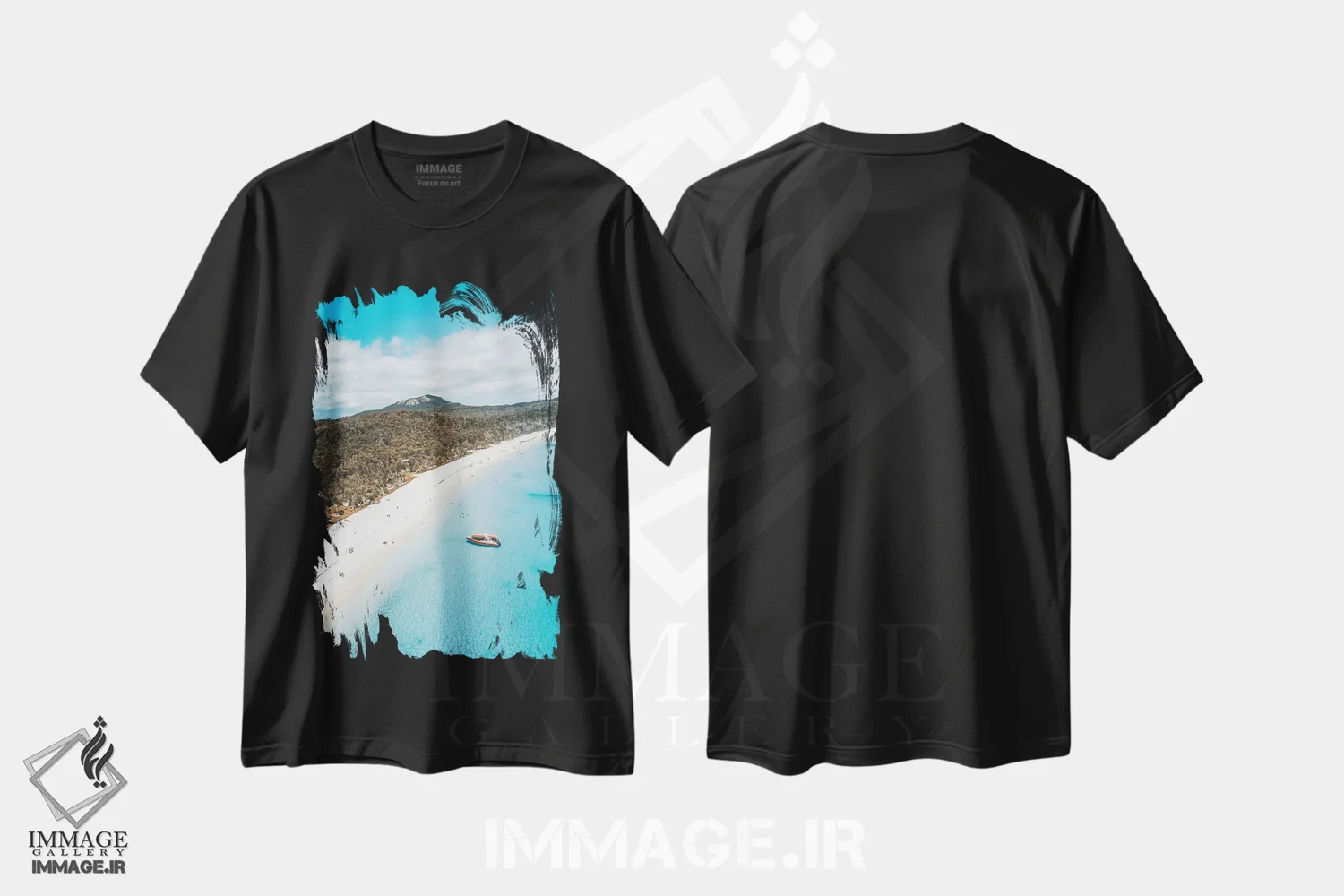 تیشرت مشکی طرح دار نمای هوایی ساحل جزیره با آب آبی و شن سفید، مدیوم اثر جیمز وودیکا | فروشگاه ایماژ