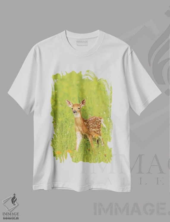 تیشرت سفید طرح دار شهرستان پاین. گوزن جوان در اسارت، مدیوم اثر جینز گالری | immage.ir