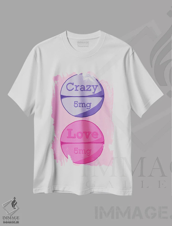 تیشرت سفید طرح دار قرص عشق دیوانه صورتی، هنر دیجیتال اثر جیمی متز | immage.ir
