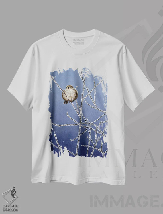 تیشرت سفید طرح دار شاخه های یخ زده، هنر فاخر معاصر اثر جرمی پاول | immage.ir