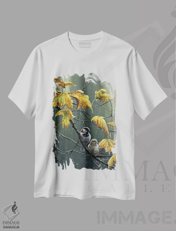 تیشرت سفید طرح دار قطرات باران، دکور کلبه و لژ اثر جرمی پاول | فروشگاه ایماژ