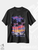 تیشرت مشکی طرح دار پوستر سفر جزیره آب، دکور ساحلی اثر جیم زانیسر | فروشگاه ایماژ