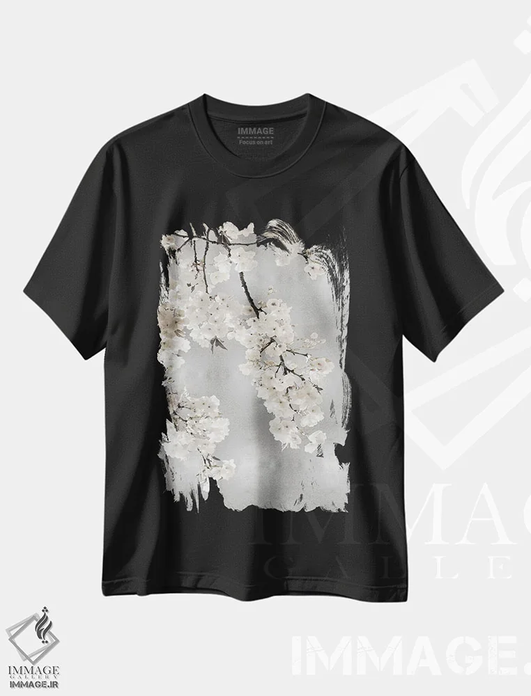 تیشرت مشکی طرح دار شکوفه های سفید روی زمینه نقره ای I، تزئینی اثر کیت بنت | فروشگاه ایماژ