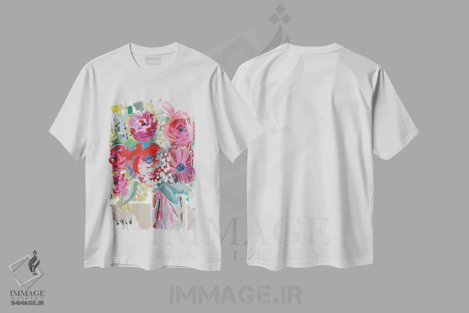 تیشرت سفید طرح دار شکوفا شدن در طاقچه پنجره، تزئینی اثر کیت رابرتس | immage.ir