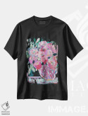 تیشرت مشکی طرح دار دسته گل ورودی، دکور معاصر اثر کیت رابرتس | immage.ir