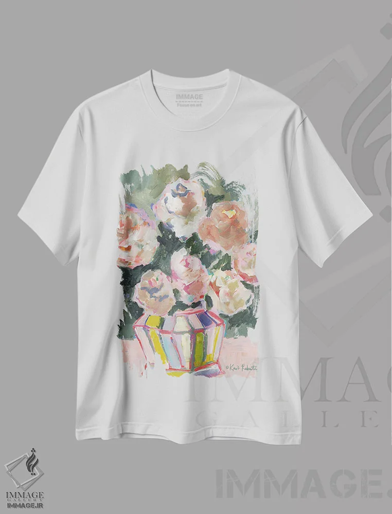 تیشرت سفید طرح دار گل ها برای برندا، آبستره اثر کیت رابرتس | immage.ir
