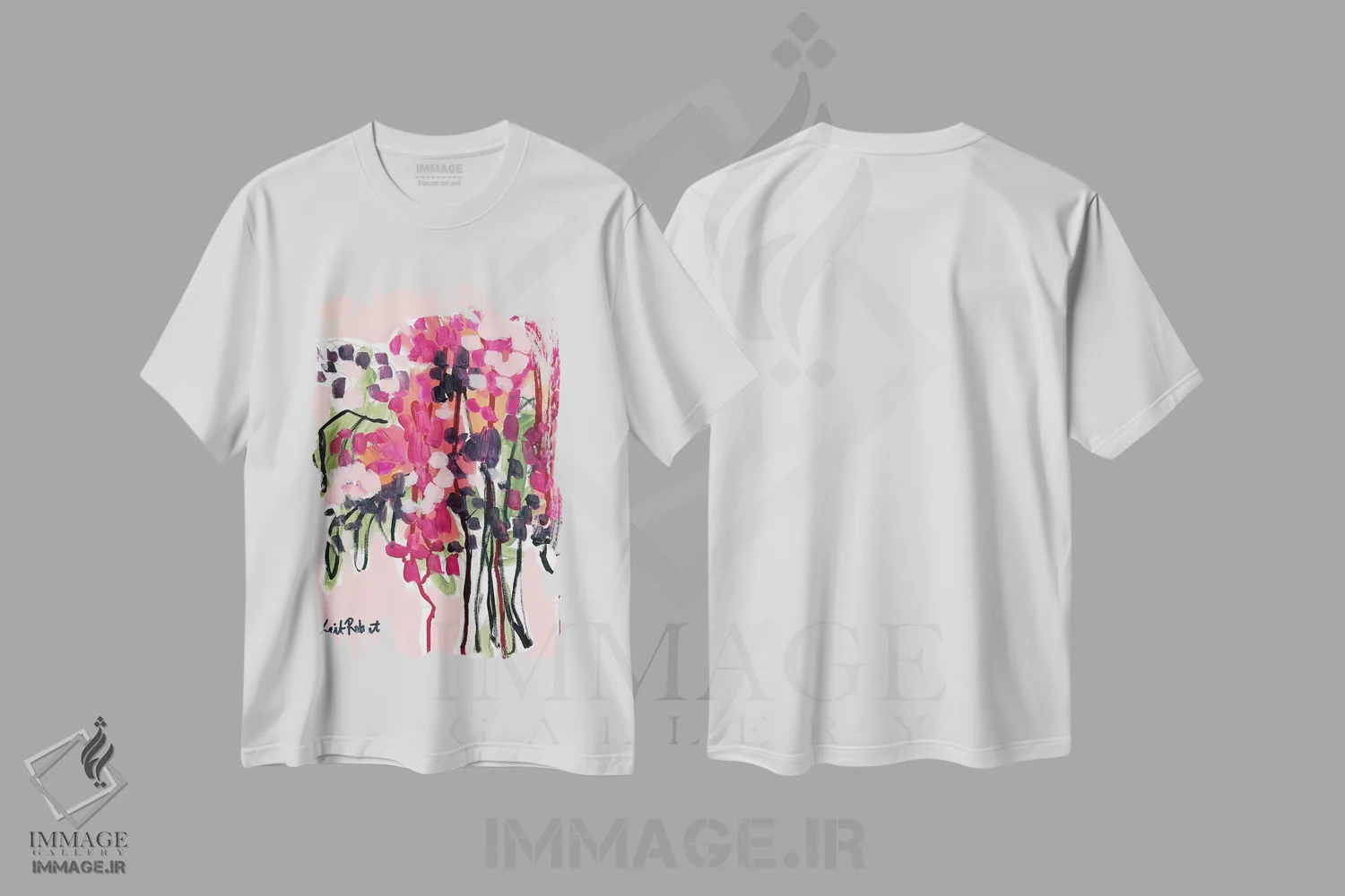 تیشرت سفید طرح دار چیده شده در دشتی در مین، تزئینی اثر کیت رابرتس | immage.ir