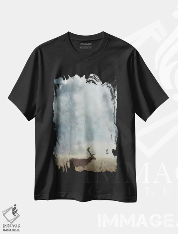 تیشرت مشکی طرح دار گوزن نر، دکور کلبه و لژ اثر کاترینا جونز | فروشگاه ایماژ