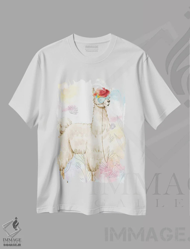 تیشرت سفید طرح دار لاما با کلاه شاپو، دکور بوهمی اثر کیمبرلی آلن | فروشگاه ایماژ