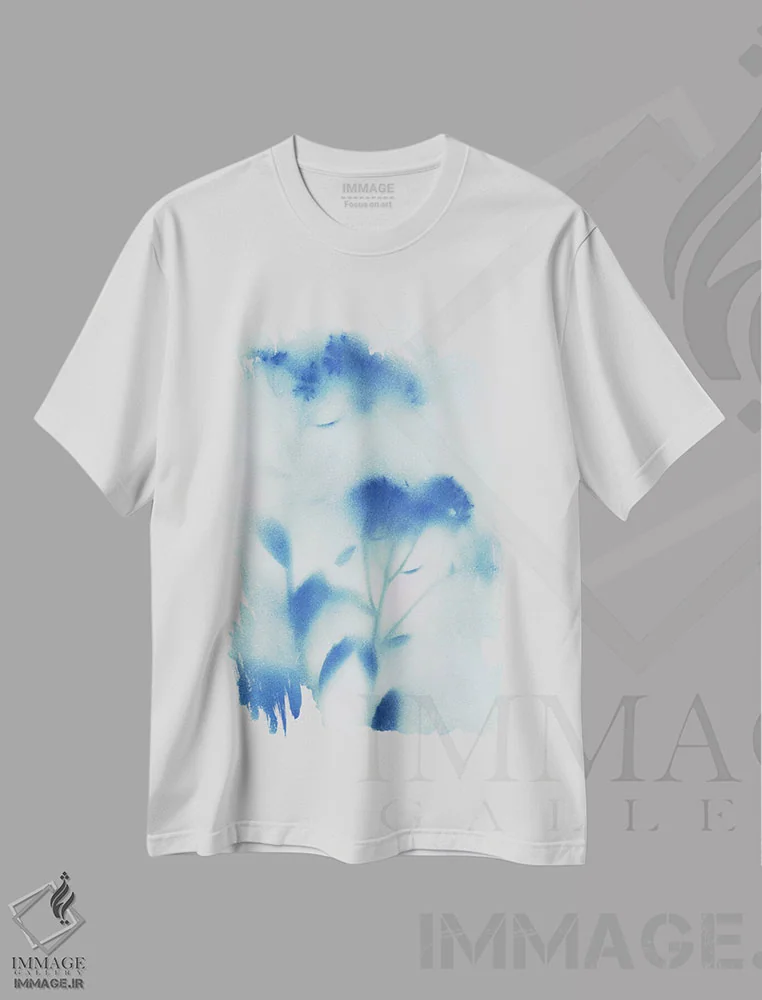تیشرت سفید طرح دار گل های دشت مه آلود شماره ۱، آبستره اثر کاترینا کراوِن | immage.ir