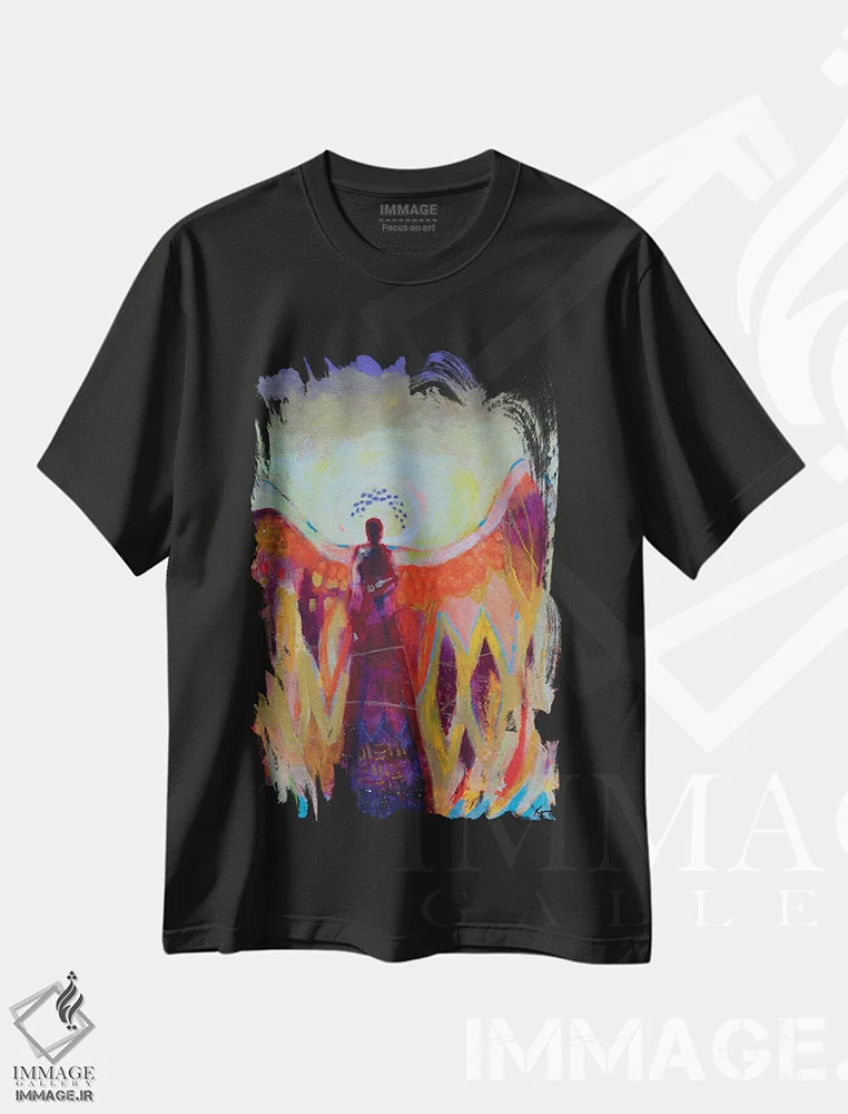 تیشرت مشکی طرح دار در شعله های رحمت، مدیوم اثر کری مک کیب | فروشگاه ایماژ