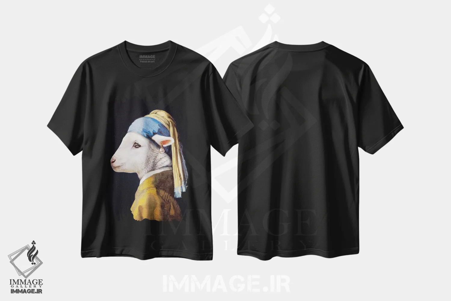 تیشرت مشکی طرح دار بره با گوشواره مروارید، عکاسی ترکیبی اثر کارن بورک | فروشگاه ایماژ