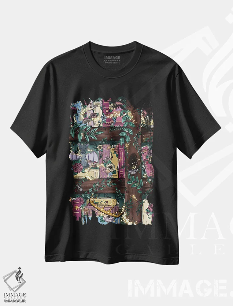 تیشرت مشکی طرح دار قفسه کتاب جنگل افسانه ای، هنر دیجیتال اثر کیتی برایانت | فروشگاه ایماژ