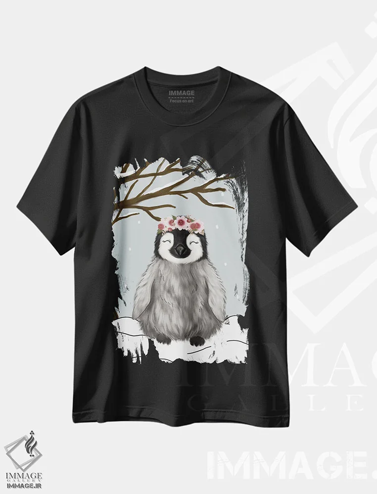 تیشرت مشکی طرح دار پنگوئن زمستانی، دکور تعطیلات اثر کیتی برایانت | immage.ir