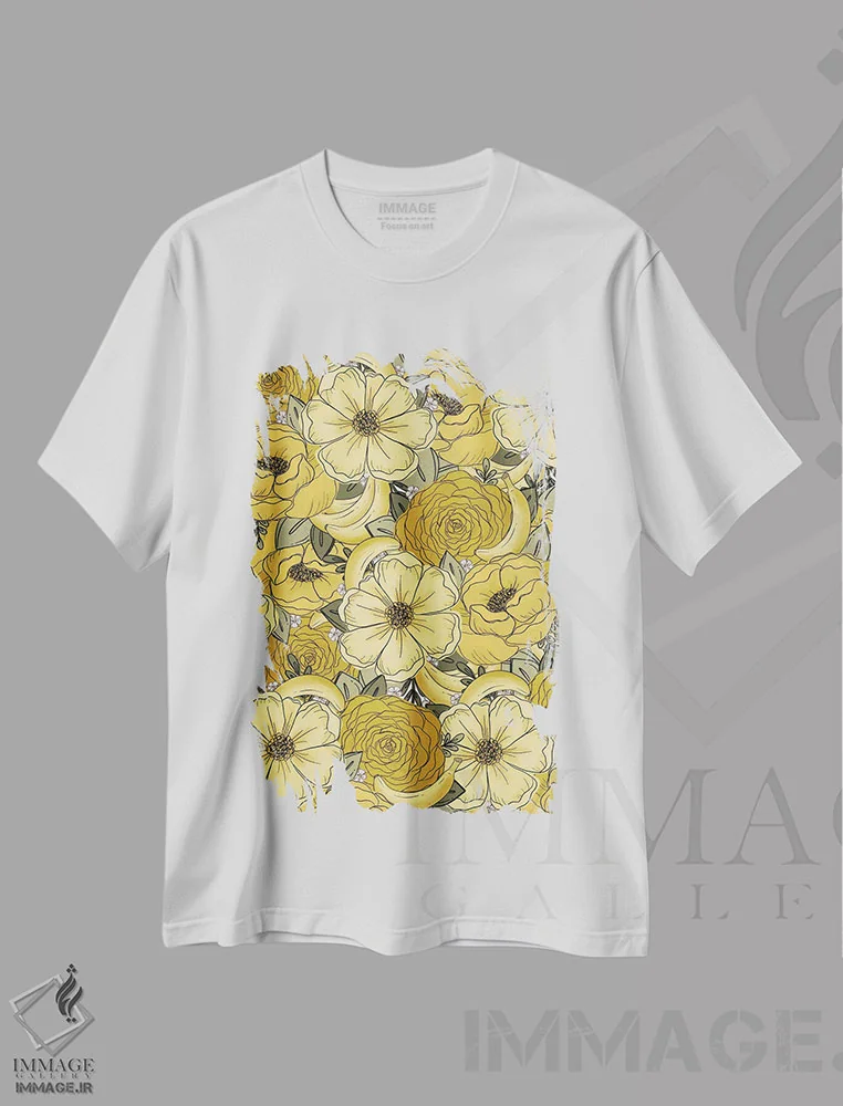 تیشرت سفید طرح دار گل های طراحی شده موز، تزئینی اثر کیتی برایانت | فروشگاه ایماژ