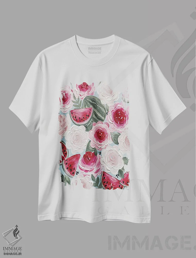 تیشرت سفید طرح دار گل های هندوانه، تزئینی اثر کیتی برایانت | immage.ir