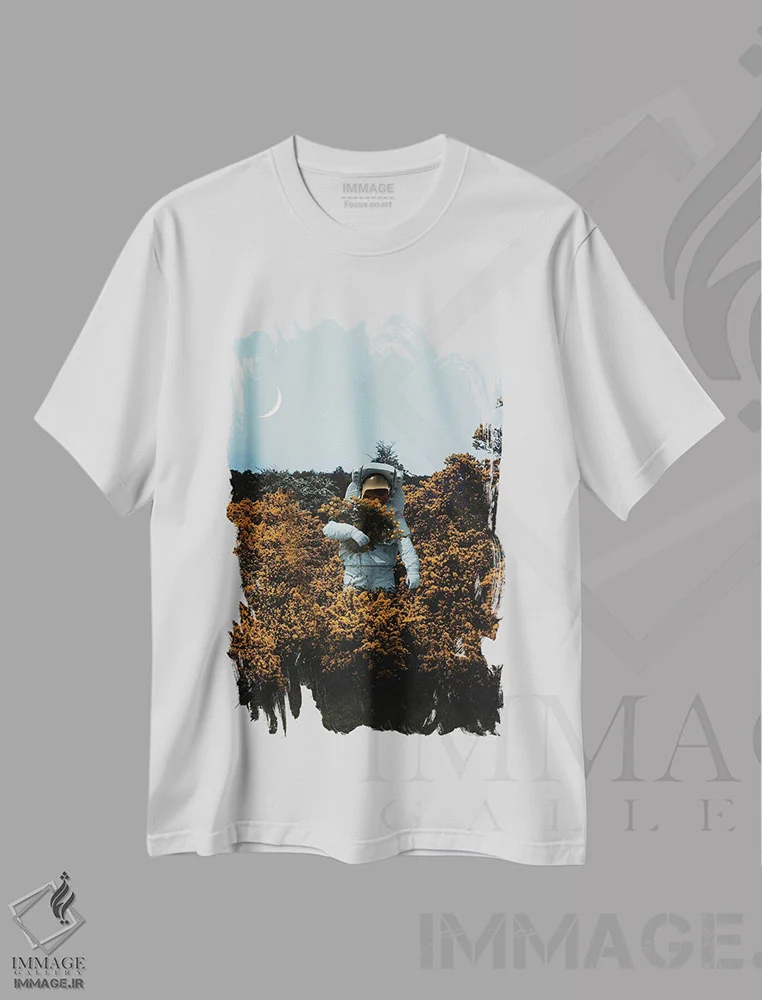 تیشرت سفید طرح دار شاید در ترجمه گم شدیم، عکاسی ترکیبی اثر کارن کانتوک | immage.ir