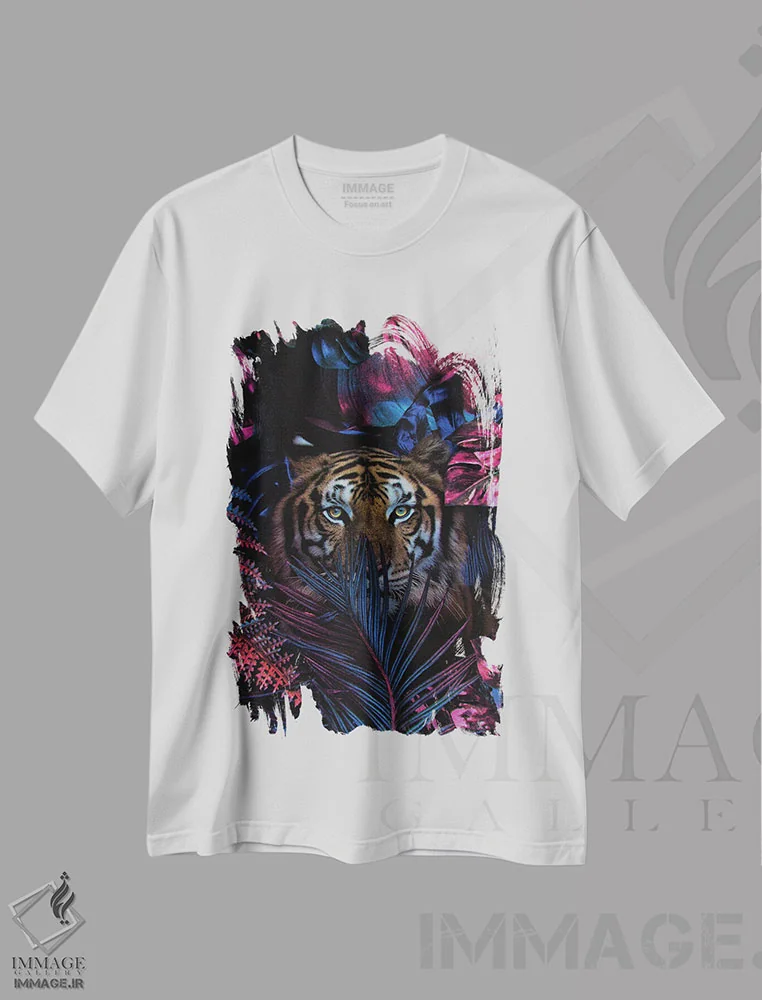 تیشرت سفید طرح دار حاضرم نه زندگی با تو بگذرانم، عکاسی ترکیبی اثر کارن کانتوک | immage.ir