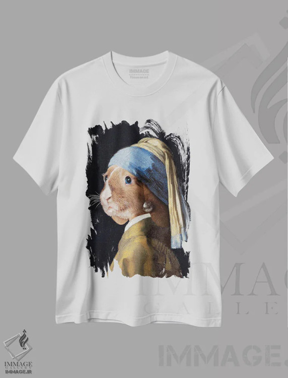 تیشرت سفید طرح دار خرگوش با گوشواره گلابی، عکاسی ترکیبی اثر کارن کانتوک | فروشگاه ایماژ