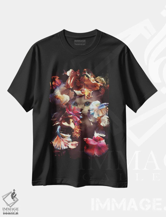 تیشرت مشکی طرح دار دوست دارم وجودت را تماشا کنم، عکاسی ترکیبی اثر کارن کانتوک | immage.ir