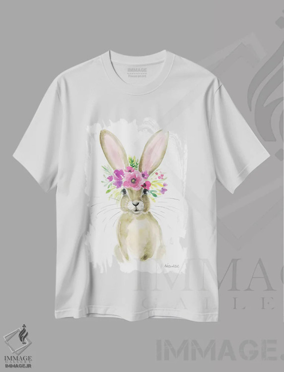تیشرت سفید طرح دار خرگوش گلدار، دکور معاصر اثر کیرستن دیل | فروشگاه ایماژ