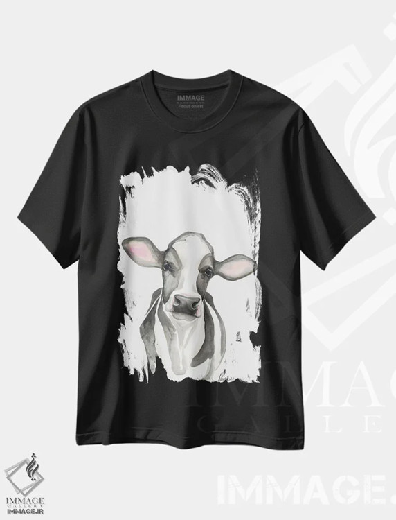 تیشرت مشکی طرح دار گوساله هلشتاین، دکور معاصر اثر کیرستن دیل | فروشگاه ایماژ