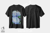 تیشرت مشکی طرح دار هورتانسیا آبی، هنر فاخر معاصر اثر کارین داون کلشال-بست | فروشگاه ایماژ