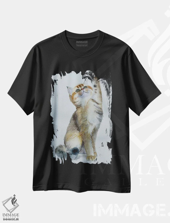 تیشرت مشکی طرح دار بچه گربۀ بازیگوش، مدیوم اثر لوسیا کازاردووا | immage.ir
