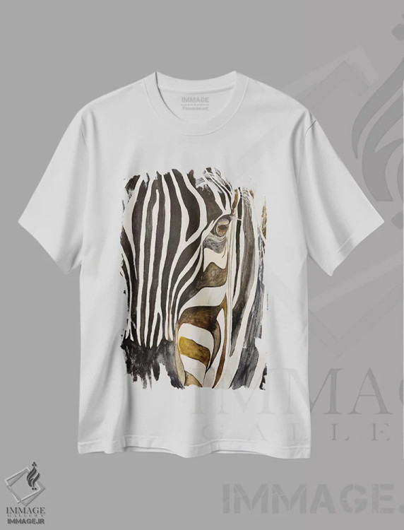 تیشرت سفید طرح دار گورخر در غروب، مدیوم اثر لوسیا کازاردووا | immage.ir