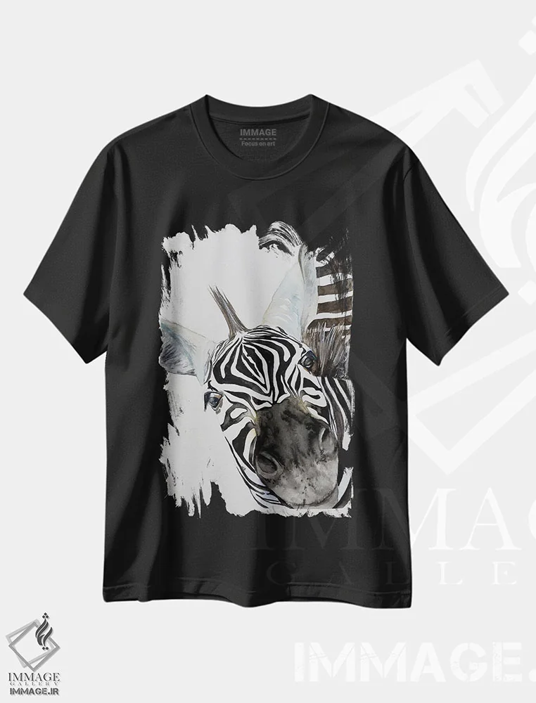 تیشرت مشکی طرح دار بینی گورخر، مدیوم اثر لوسیا کازاردووا | فروشگاه ایماژ