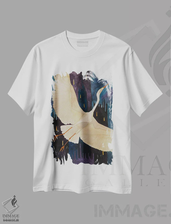 تیشرت سفید طرح دار رویای شبانه، دکور معاصر اثر کارینا دانیلچوک | فروشگاه ایماژ