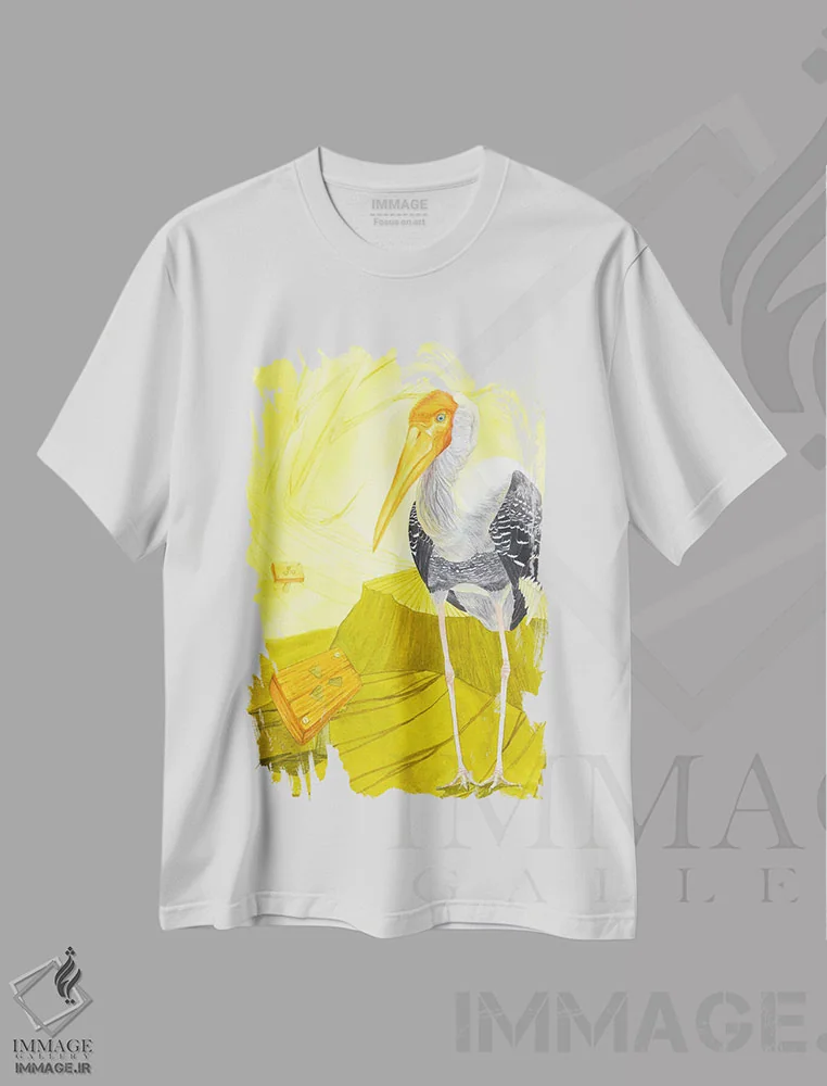 تیشرت سفید طرح دار حواصیل هسته ای، دکور معاصر اثر کارینا دانیلچوک | immage.ir