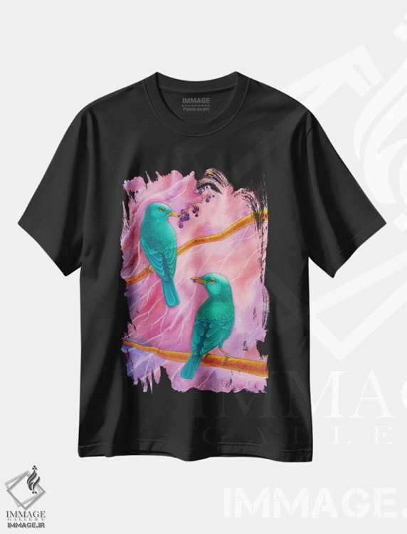 تیشرت مشکی طرح دار داستان صورتی، دکور معاصر اثر کارینا دانیلچوک | immage.ir
