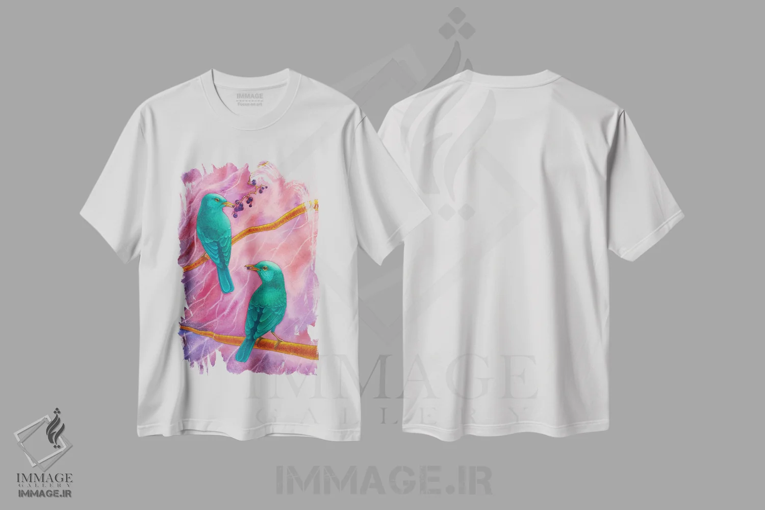 تیشرت سفید طرح دار داستان صورتی، دکور معاصر اثر کارینا دانیلچوک | فروشگاه ایماژ