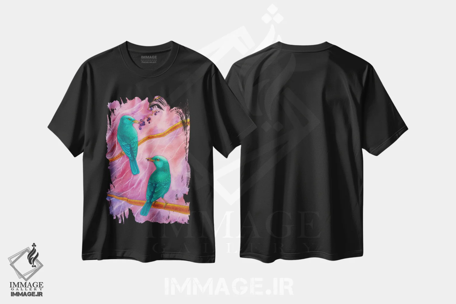 تیشرت مشکی طرح دار داستان صورتی، دکور معاصر اثر کارینا دانیلچوک | immage.ir