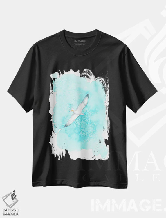 تیشرت مشکی طرح دار مرغ دریایی در حال پرواز، مدیوم اثر کارینا دانیلچوک | فروشگاه ایماژ